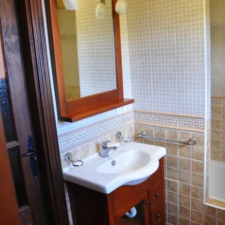 Oasis Hill Icod De Vinos Oda ve Kahvaltı 4*